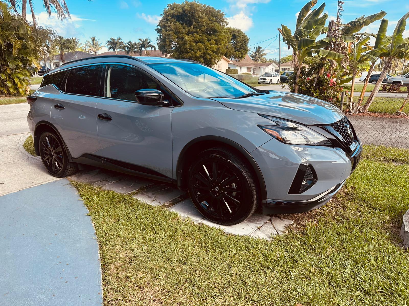 SUV